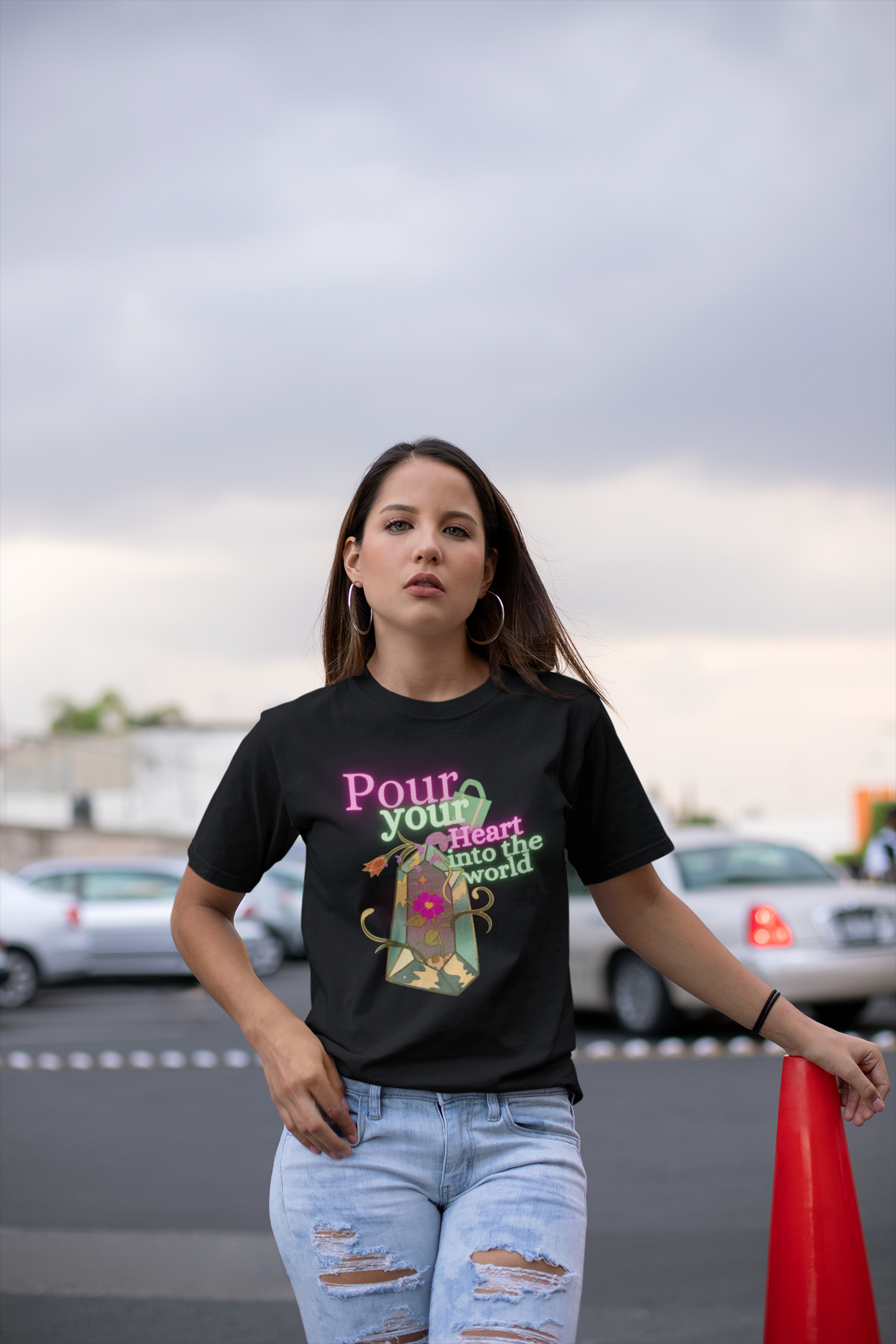 Pour Your Heart Into The World Tee - Darlin Primrose