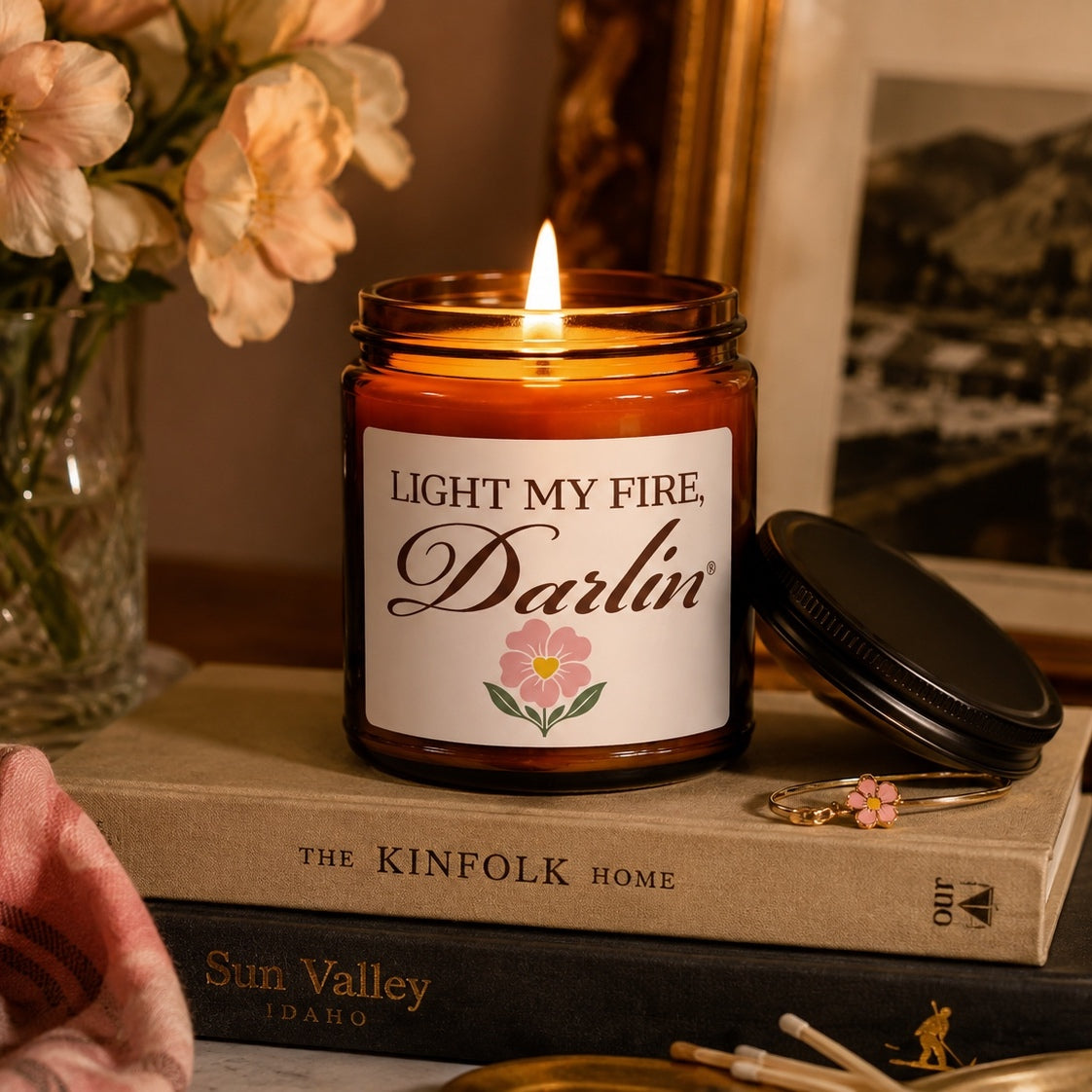 THE DARLIN® HOUSE CANDLE