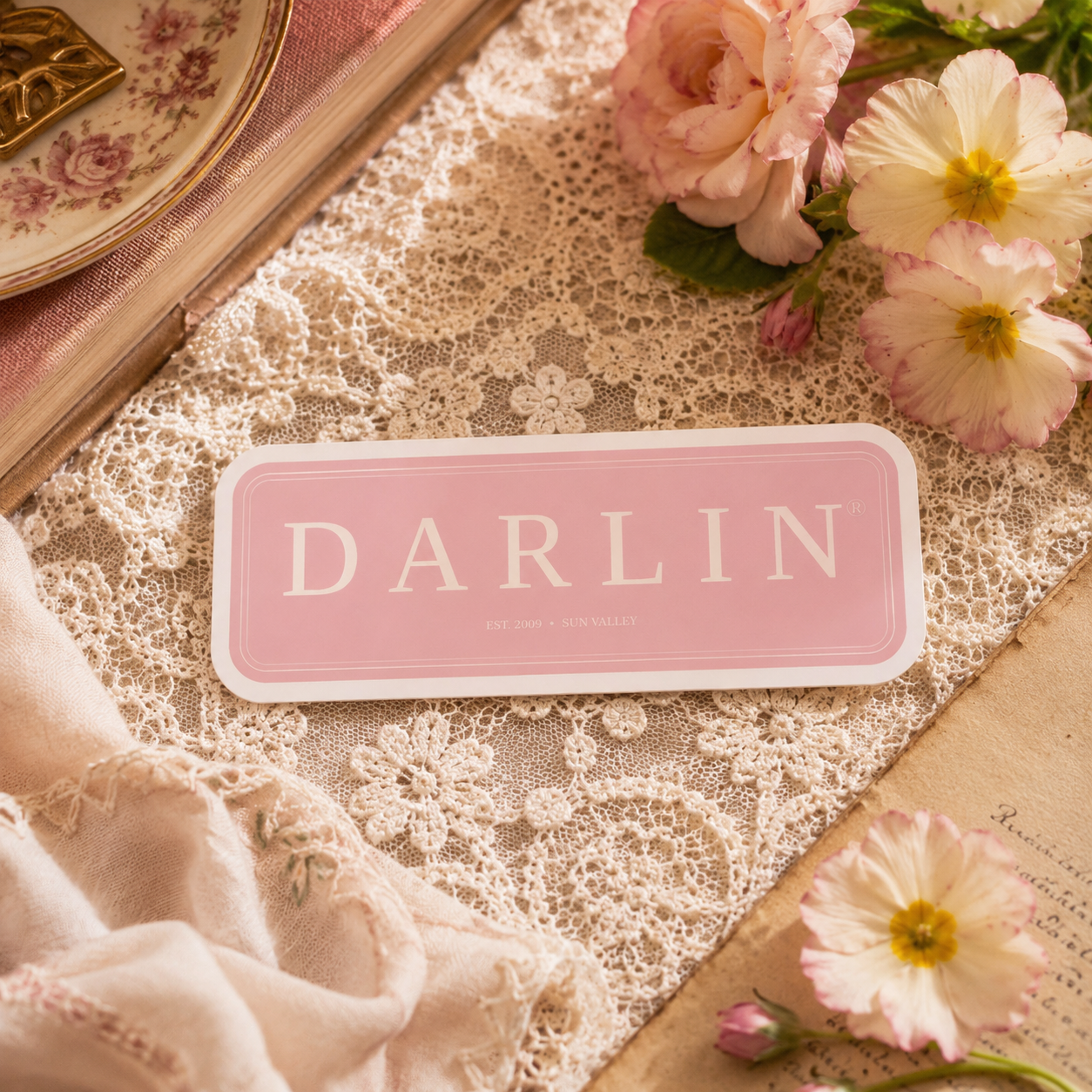 The DARLIN® Strawberry Heritage Sticker